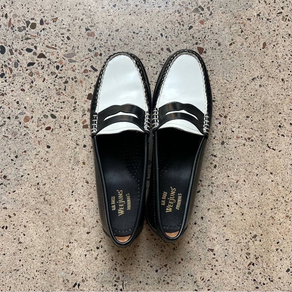G.H. Bass & Co. Weejuns Women's Black and White Loafers